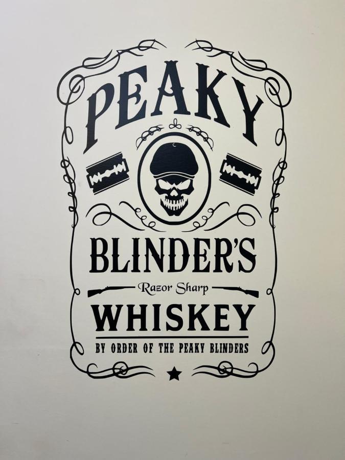 Peaky Blinders Apartment 5 Min Walk To Blackpool Tower Sleeps Up To 14 Luaran gambar